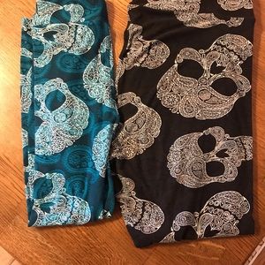 Lularoe paisley skull mommy and me set.